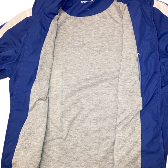 NWOT Boys Unspeakable Wind breaker. Please read description for sizing. - Picture 4 of 8